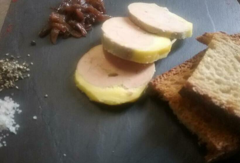 مبيت وإفطار Les Chambres Du Cheval Blanc