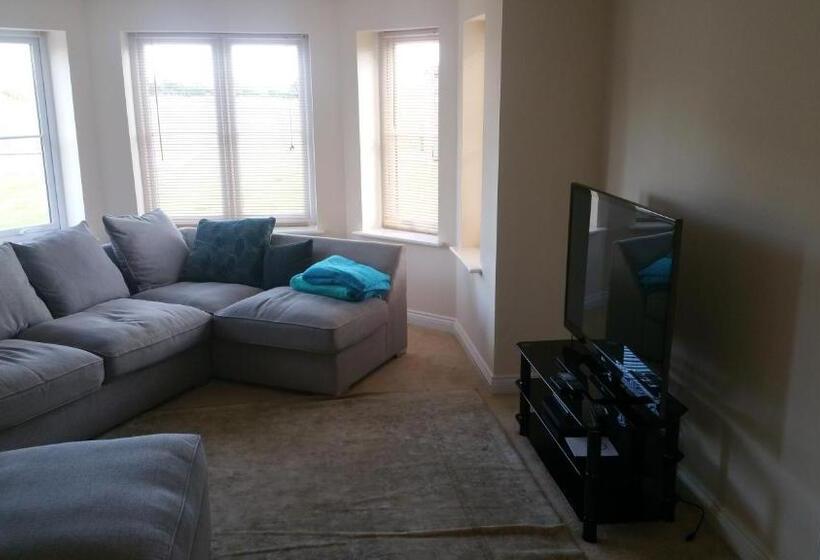 مبيت وإفطار Millbatch Farm