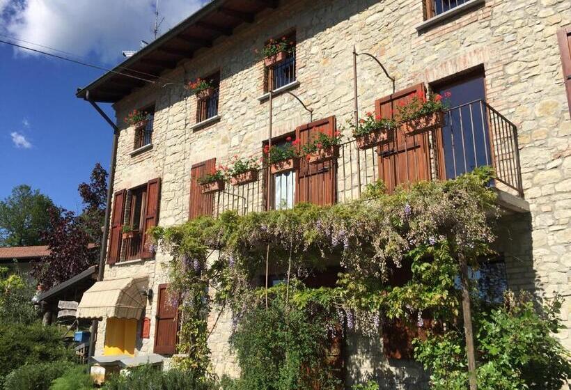 فندق Agriturismo Spizzirò