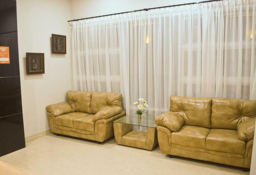 The Cabin Tanjung Hotel Wonosobo