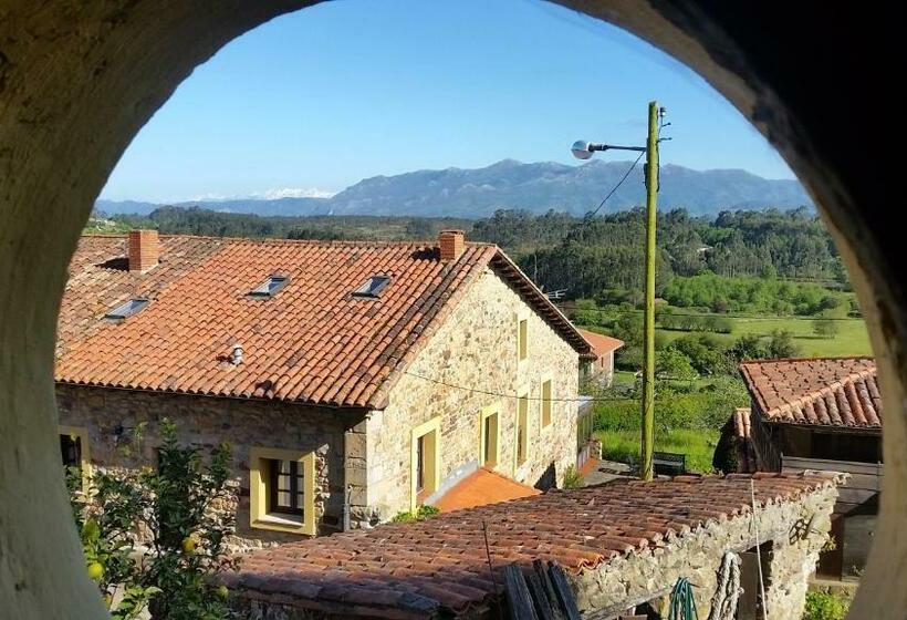 בית מלון כפרי Turismo Rural El Piensu