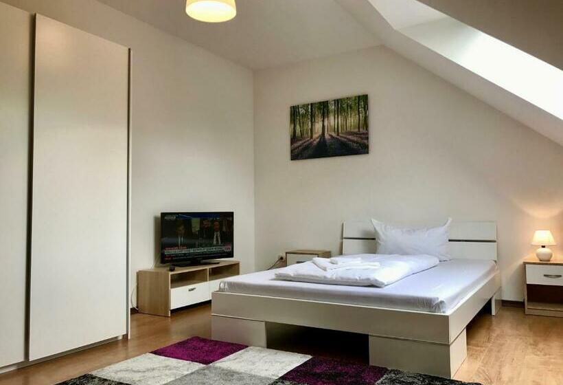 Lokal Genial Pension & Restaurant