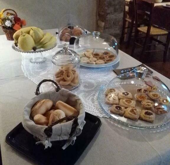 פנסיון Affittacamere Civico 80