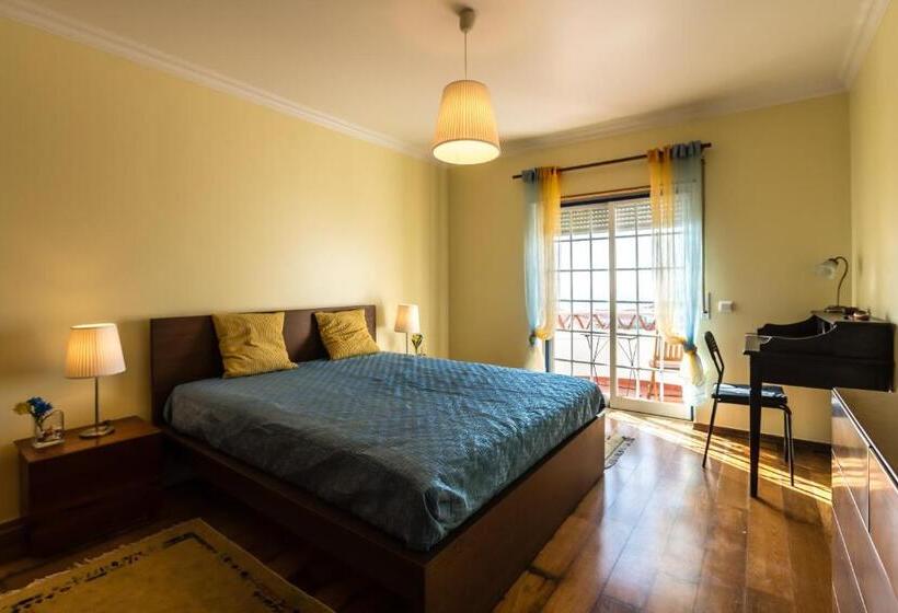 پانسیون Casa Das Conchas