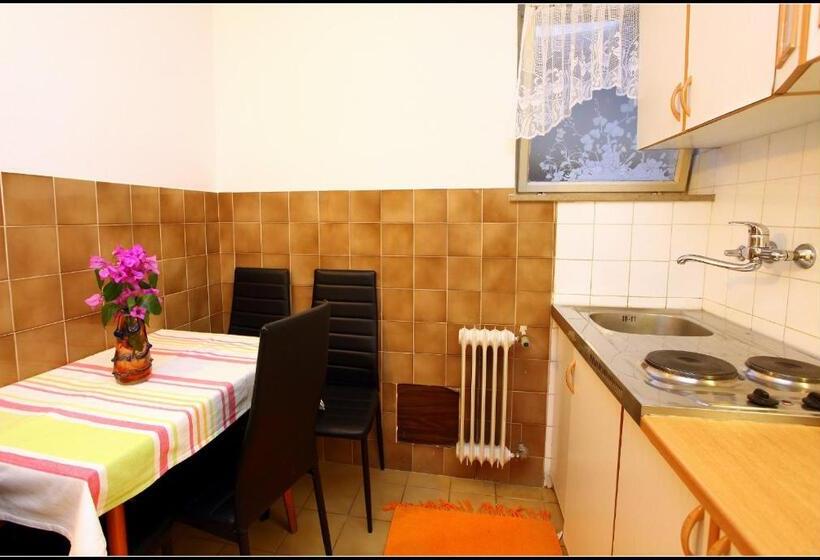 پانسیون Champagne Apartments Portorož Vp