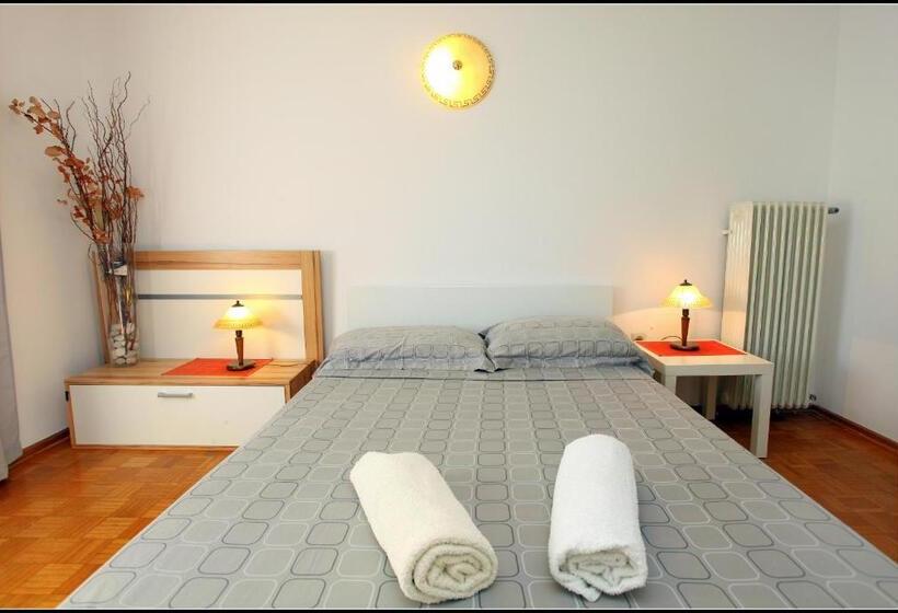 پانسیون Champagne Apartments Portorož Vp