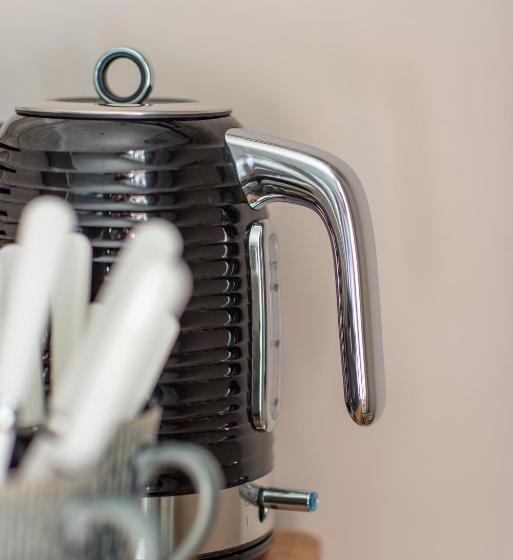 بنسيون Clovelly Guest House