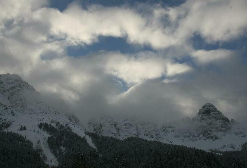 פנסיון Dolomiti House