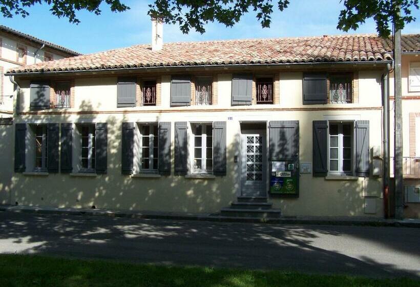 بنسيون Gite Le Sorgho