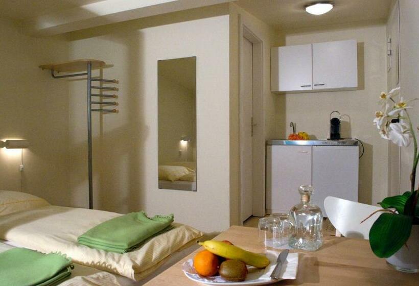 Пансион Gästezimmer Der Adler Wirtschaft