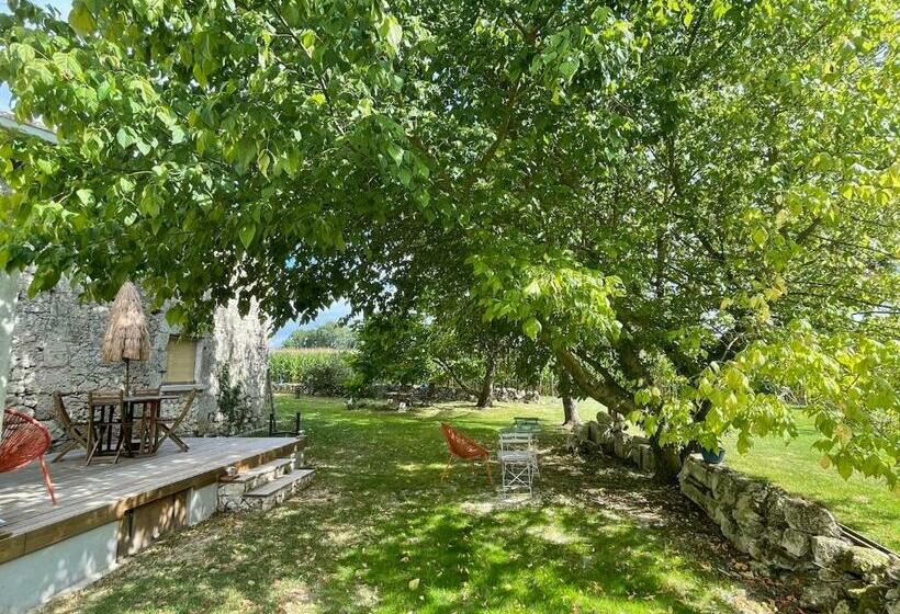 بنسيون In The Heart Of Artists S House