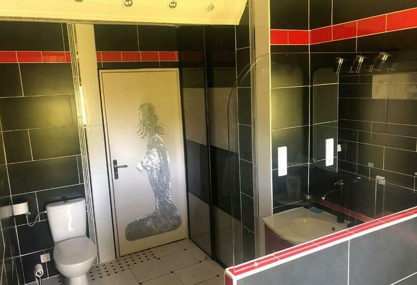 פנסיון Mas De La Croix