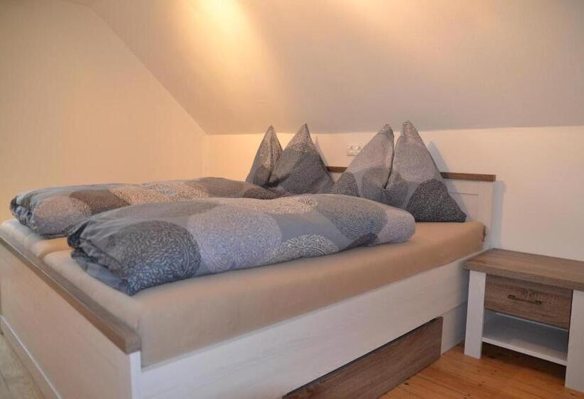 بنسيون Seerestaurant & Suiten Hayat