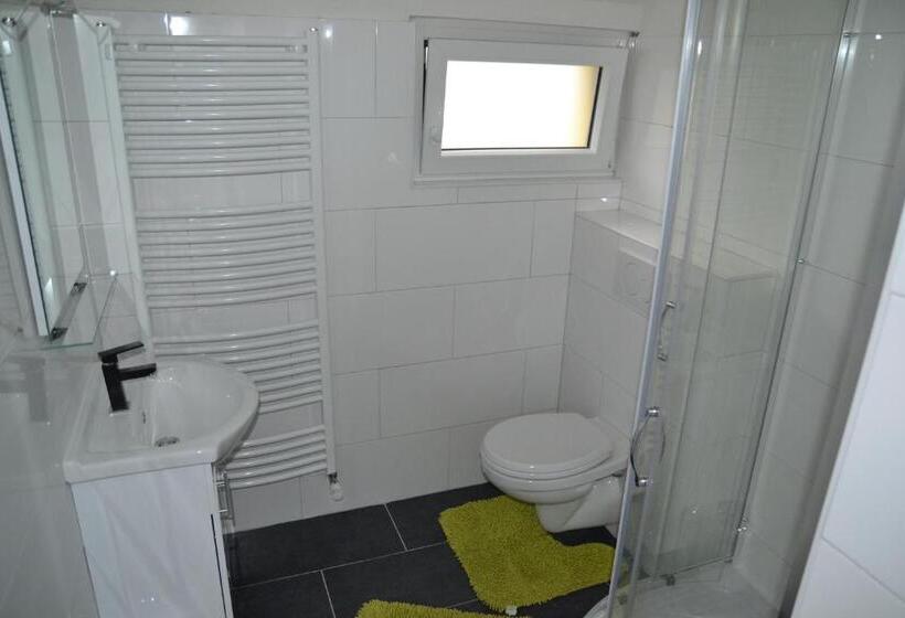 פנסיון Seerestaurant & Suiten Hayat