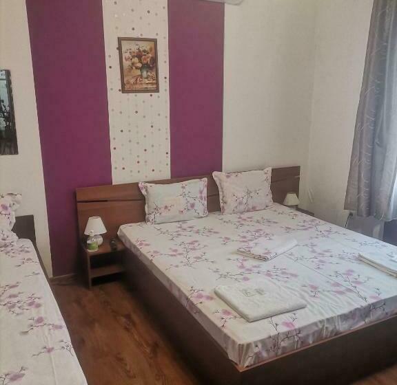 펜션 Teodora House