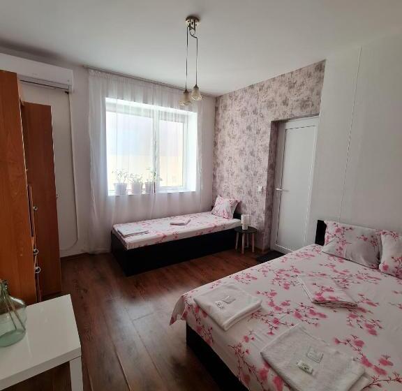 펜션 Teodora House