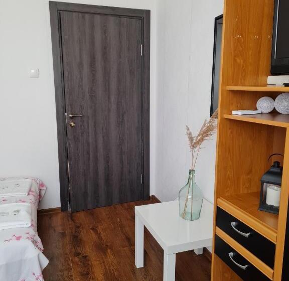 펜션 Teodora House