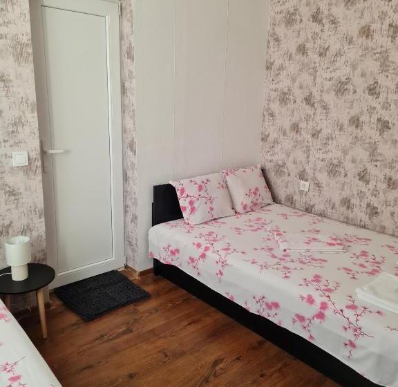 펜션 Teodora House