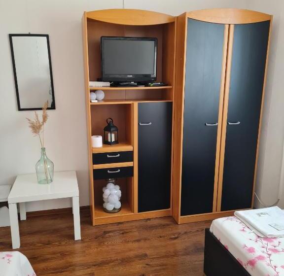 펜션 Teodora House