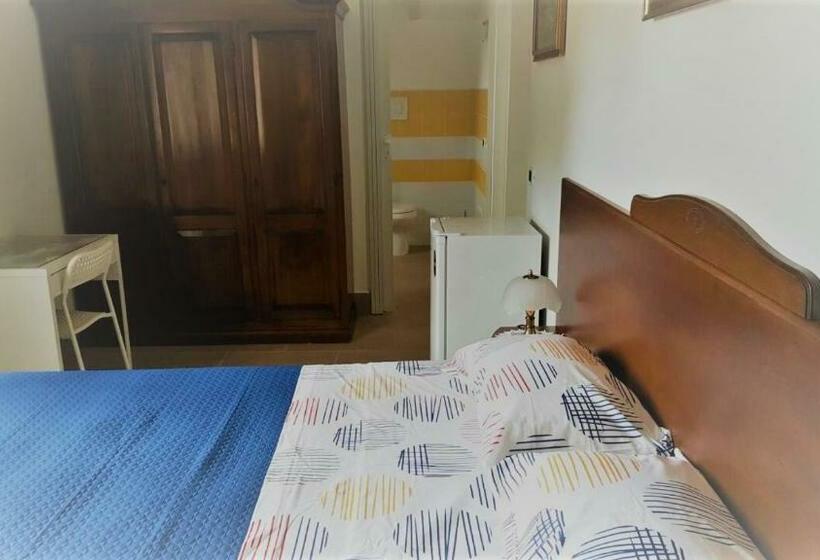 פנסיון Villa Annalaura Galatone