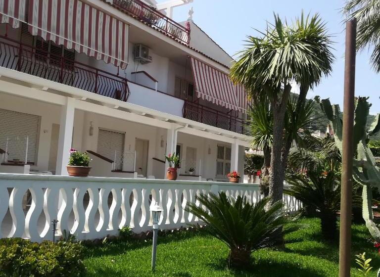 Santa Venere Apartments Parcheggio Privato Ricarica Auto Elettriche