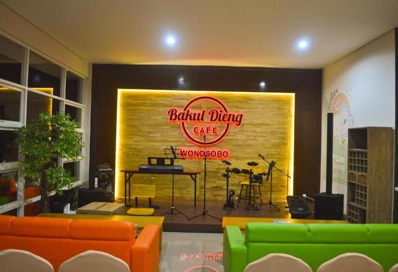 The Cabin Tanjung Hotel Wonosobo