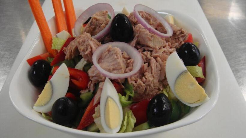 Al Jazeera Royal Hotel