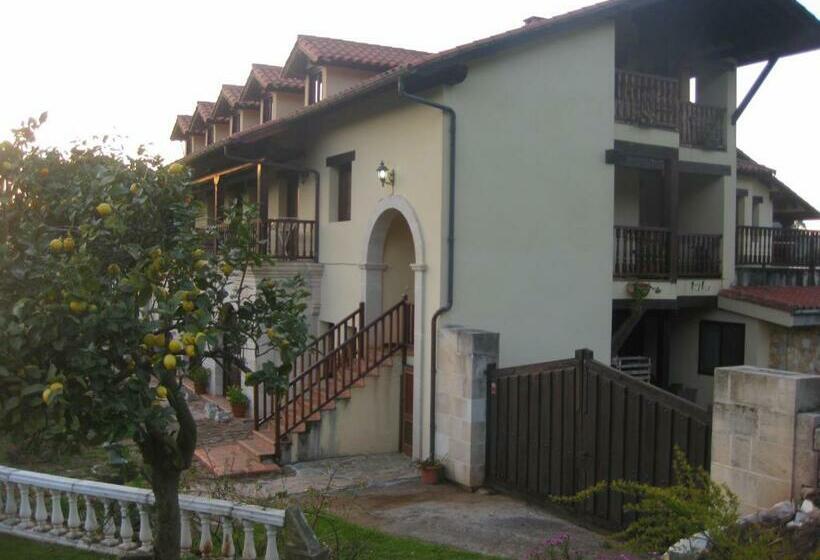 Apartamentos La Ceña