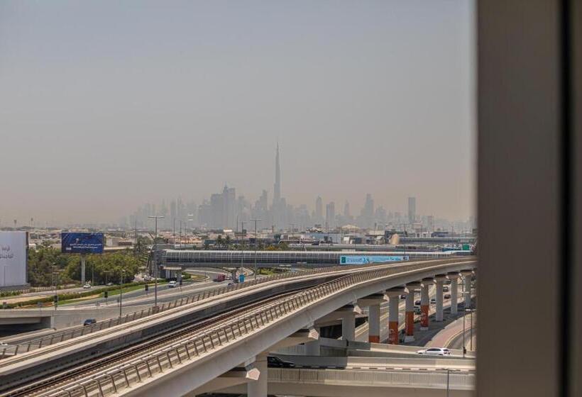 Auris Boutique Hotel Apartments, Al Barsha   At The Mall