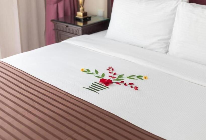 Auris Boutique Hotel Apartments, Al Barsha   At The Mall