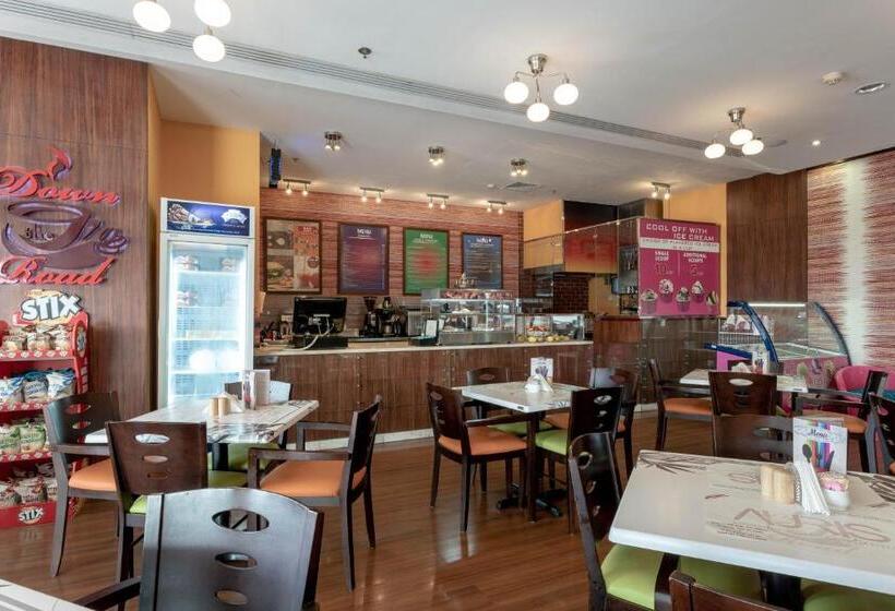 Auris Boutique Hotel Apartments, Al Barsha   At The Mall