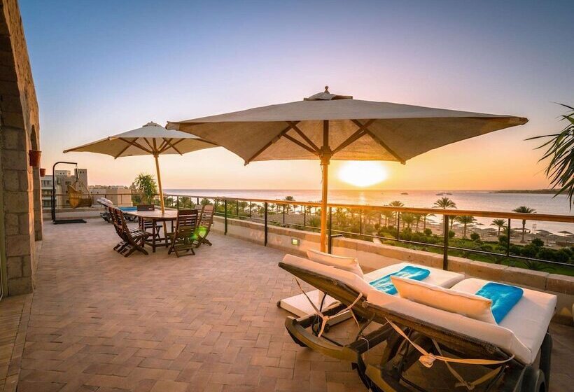 Fort Arabesque Resort, Spa & Villas