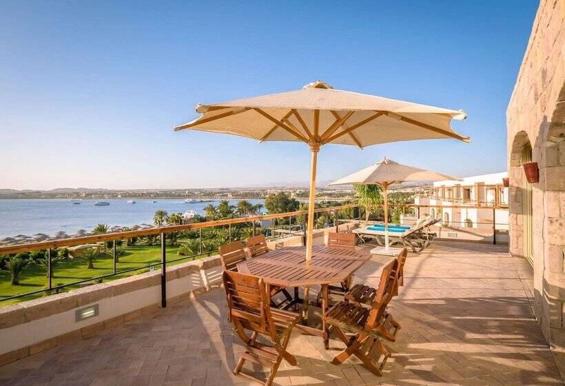 Fort Arabesque Resort, Spa & Villas