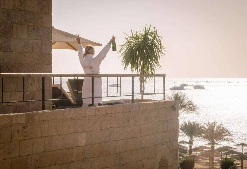 Fort Arabesque Resort, Spa & Villas