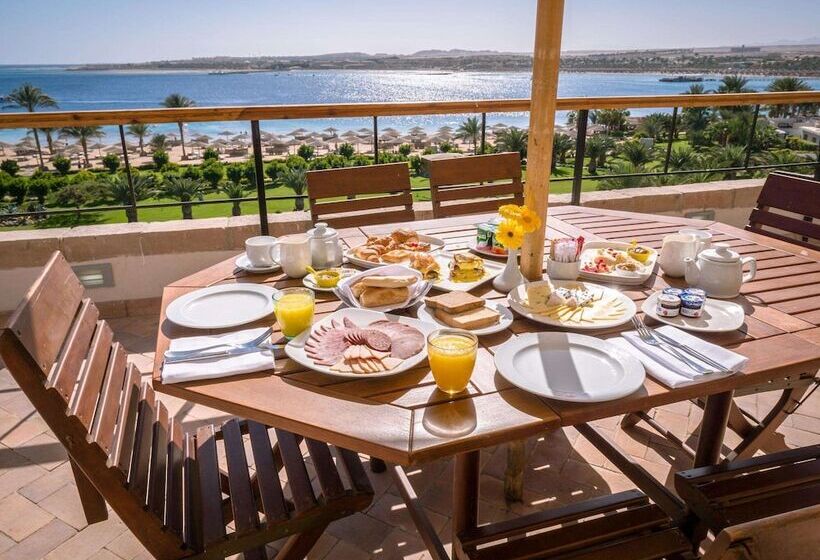 Fort Arabesque Resort, Spa & Villas