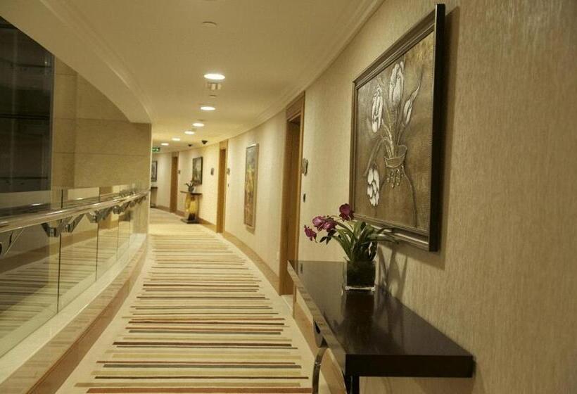 Grand Bellevue Hotel Apartment Dubai