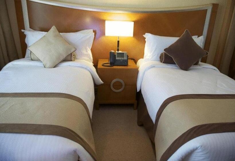 Grand Bellevue Hotel Apartment Dubai