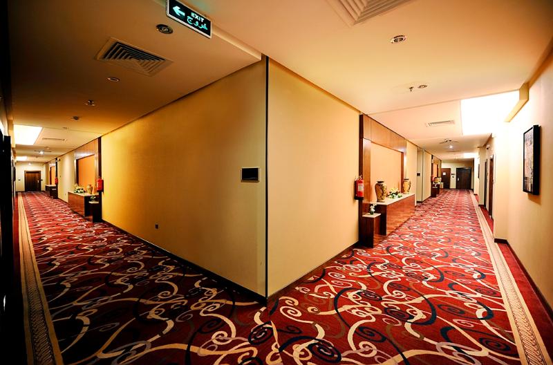 ホテル Qaser Al Hamra By Warwick