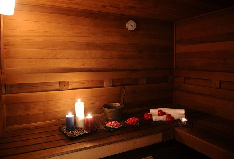 ホテル Qaser Al Hamra By Warwick