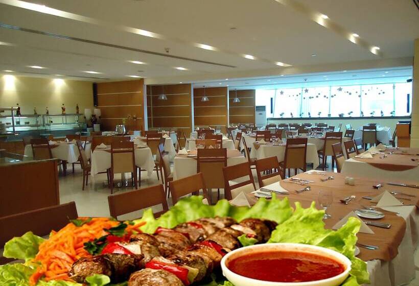 Отель Al Jazira Club