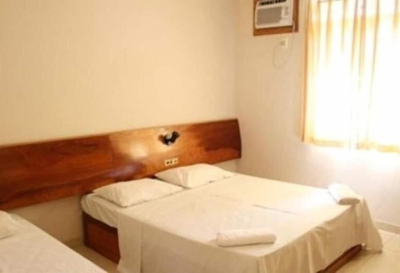 ホテル America Praia Flat