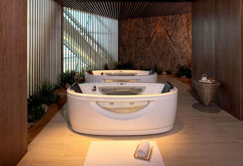 Отель Andaz Capital Gate Abu Dhabi, By Hyatt