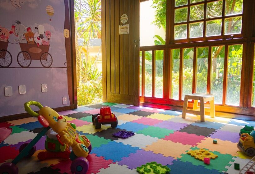 ホテル Arraial Bangalo Praia