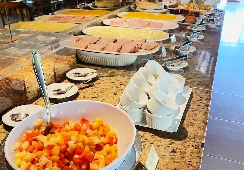 酒店 Aruana Eco Praia