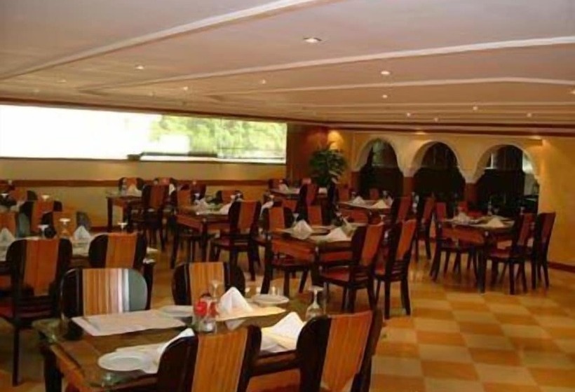 هتل Bilqase Throne