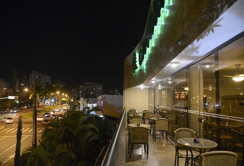 בית מלון כפרי Cedro