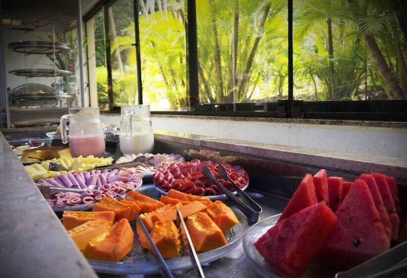 בית מלון כפרי Cedro