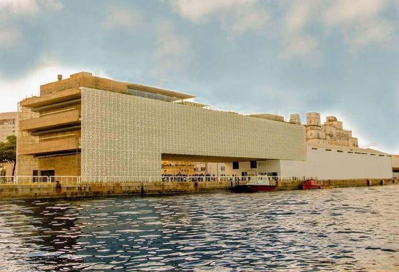 Dublê Hotel The Original