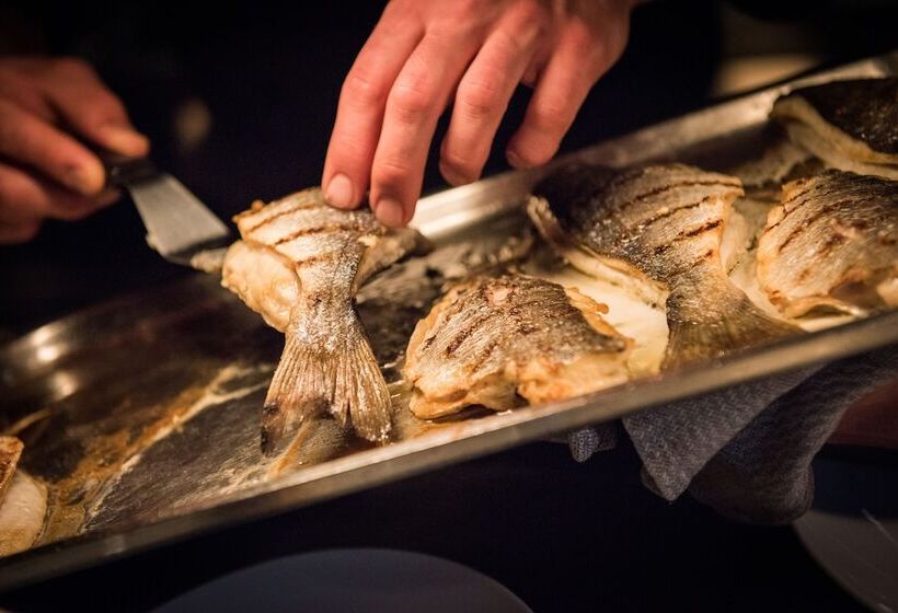 호텔 Empire Riverside