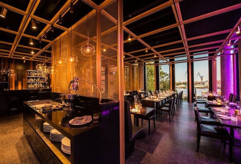 호텔 Empire Riverside